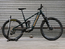 Load image into Gallery viewer, Ex Demo Santa Cruz Vala Carbon C - GX AXS - Medium / Green