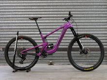 Load image into Gallery viewer, Ex Demo Santa Cruz Heckler SL Carbon CC - XO AXS Reserve - Large / Magenta