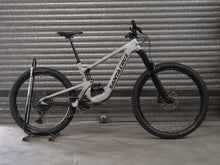 Load image into Gallery viewer, Ex Demo Santa Cruz Heckler SL Carbon C - S Kit - Large / Silver