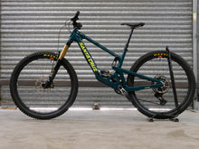 Load image into Gallery viewer, Ex Demo Santa Cruz Hightower Carbon CC - XO AXS Reserve - Large/Teal