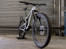 Load image into Gallery viewer, Ex Demo Santa Cruz Heckler SL Carbon C - S Kit - Large / Silver