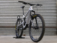Load image into Gallery viewer, Ex Demo Santa Cruz Heckler SL Carbon C - S Kit - Large / Silver