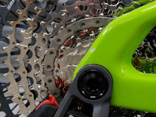 Load image into Gallery viewer, Santa Cruz Blur Carbon C - GX AXS TR - Large/Green