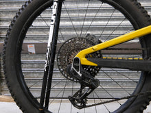 Load image into Gallery viewer, Ex Demo Santa Cruz Heckler SL Carbon CC - XO AXS Reserve - Medium / Yellow