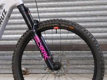 Load image into Gallery viewer, Ex Demo Santa Cruz Heckler SL Carbon C - GX AXS MX - Large / Silver