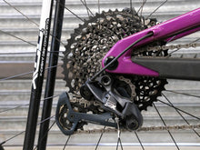 Load image into Gallery viewer, Santa Cruz Heckler SL Carbon C - S Kit - Extra Large / Magenta (2/2)