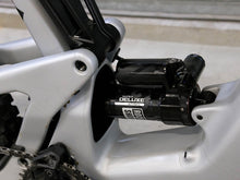 Load image into Gallery viewer, Ex Demo Santa Cruz Heckler SL Carbon CC - XO AXS Reserve - Large / Silver 2/2