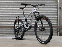 Load image into Gallery viewer, Ex Demo Santa Cruz Heckler SL Carbon CC - XO AXS Reserve - Extra Large / Silver