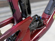 Load image into Gallery viewer, Ex Demo Santa Cruz Hightower V3 Carbon C - GX Reserve / Large / Purple