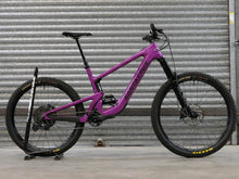 Load image into Gallery viewer, Santa Cruz Heckler SL Carbon C - S Kit - Extra Large / Magenta (2/2)