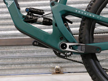 Load image into Gallery viewer, Ex Demo Juliana Roubion Carbon CC - XO AXS Reserve - Medium / Jade