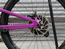 Load image into Gallery viewer, Santa Cruz Heckler SL Carbon C - S Kit - Large / Magenta