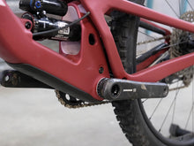 Load image into Gallery viewer, Ex Team Santa Cruz Hightower V3 Carbon CC - X01 AXS Reserve / Extra Large / Cardinal Red