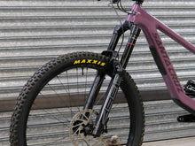 Load image into Gallery viewer, Ex Demo Santa Cruz Megatower Carbon C - R Kit - Medium / Purple