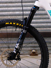 Load image into Gallery viewer, Ex Demo Santa Cruz Tallboy Carbon C - GX AXS / Medium / White