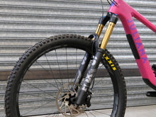 Load image into Gallery viewer, Ex Demo Juliana Roubion Carbon CC - XO1 Kit - Medium / Fuchsia