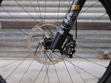 Load image into Gallery viewer, Ex Demo Santa Cruz Vala Carbon CC - XO AXS - Medium / Green