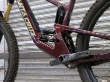 Load image into Gallery viewer, Ex Demo Santa Cruz Hightower V3 Carbon CC - XO1 AXS Reserve - Medium/Purple