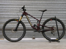 Load image into Gallery viewer, Ex Demo Santa Cruz Hightower V3 Carbon CC - XO1 AXS Reserve - Medium/Purple