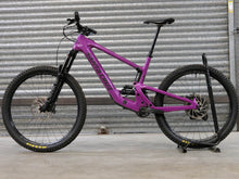 Load image into Gallery viewer, Santa Cruz Heckler SL Carbon C - S Kit - Extra Large / Magenta (2/2)