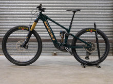 Load image into Gallery viewer, Ex Demo Santa Cruz Vala Carbon CC - XO AXS - Medium / Green