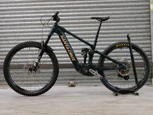 Load image into Gallery viewer, Ex Demo Santa Cruz Vala Carbon C - GX AXS - Medium / Green
