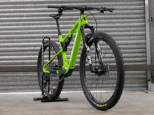 Load image into Gallery viewer, Santa Cruz Blur Carbon C - GX AXS TR - Large/Green
