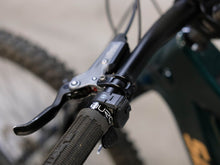 Load image into Gallery viewer, Ex Demo Santa Cruz Vala Carbon C - GX AXS - Extra Large / Green
