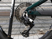 Load image into Gallery viewer, Ex Demo Santa Cruz Vala Carbon C - 90 Kit / Medium / Green
