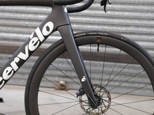 Load image into Gallery viewer, Ex Demo Cervélo Caledonia-5 - Force eTap AXS - 54 / Five Black
