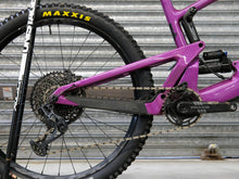Load image into Gallery viewer, Ex Demo Santa Cruz Heckler SL Carbon C - S Kit - Large / Magenta
