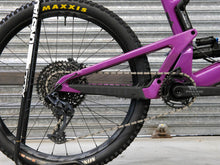 Load image into Gallery viewer, Ex Demo Santa Cruz Heckler SL Carbon C - S Kit - Extra Large / Magenta

