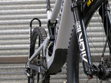 Load image into Gallery viewer, Ex Demo Santa Cruz Heckler SL Carbon C - S Kit - Large / Silver
