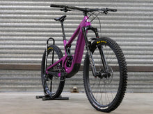 Load image into Gallery viewer, Santa Cruz Heckler SL Carbon C - S Kit - Large / Magenta
