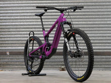 Load image into Gallery viewer, Ex Demo Santa Cruz Heckler SL Carbon CC - XO AXS Reserve - Extra Large / Magenta
