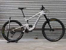 Load image into Gallery viewer, Ex Demo Santa Cruz Heckler SL Carbon C - S Kit - Large / Silver
