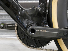 Load image into Gallery viewer, Ex Display Cervélo Áspero-5 - Red AXS 1x - 61cm / Black
